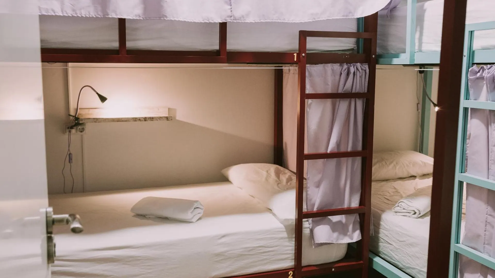 Hotel Kite & Surf Nomad House Las Palmas de Gran Canaria España